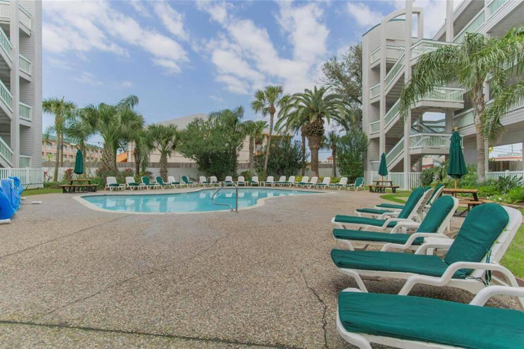 Gypsea Blu Beach Condo Steps To The Beach Galveston Luaran gambar